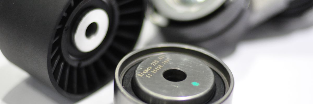 complete range of tensioners for truck and light commercial vehicles, Sprinter and Mercedes-Benz cars